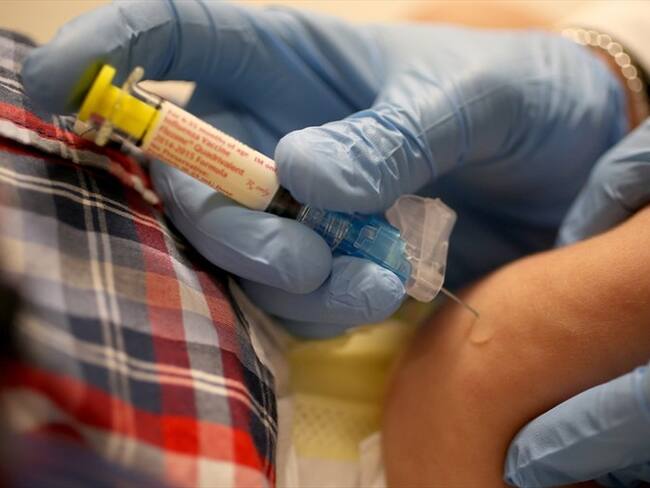 Los beneficios de las vacunas superan claramente los riesgos: presidente de la AEV