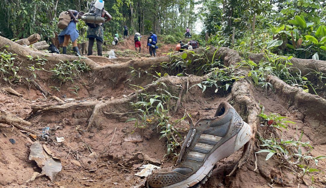 Migrantes en la selva del Darién