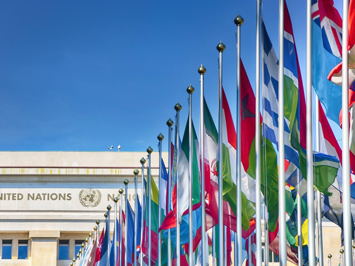 ONU pide investigación de las fosas comunes halladas en hospitales de Gaza