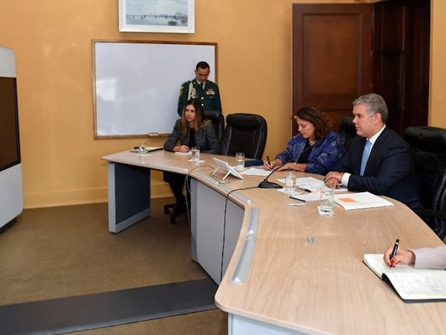 Duque entrevistó a ternados a gobernador de la Guajira. Foto: Presidencia