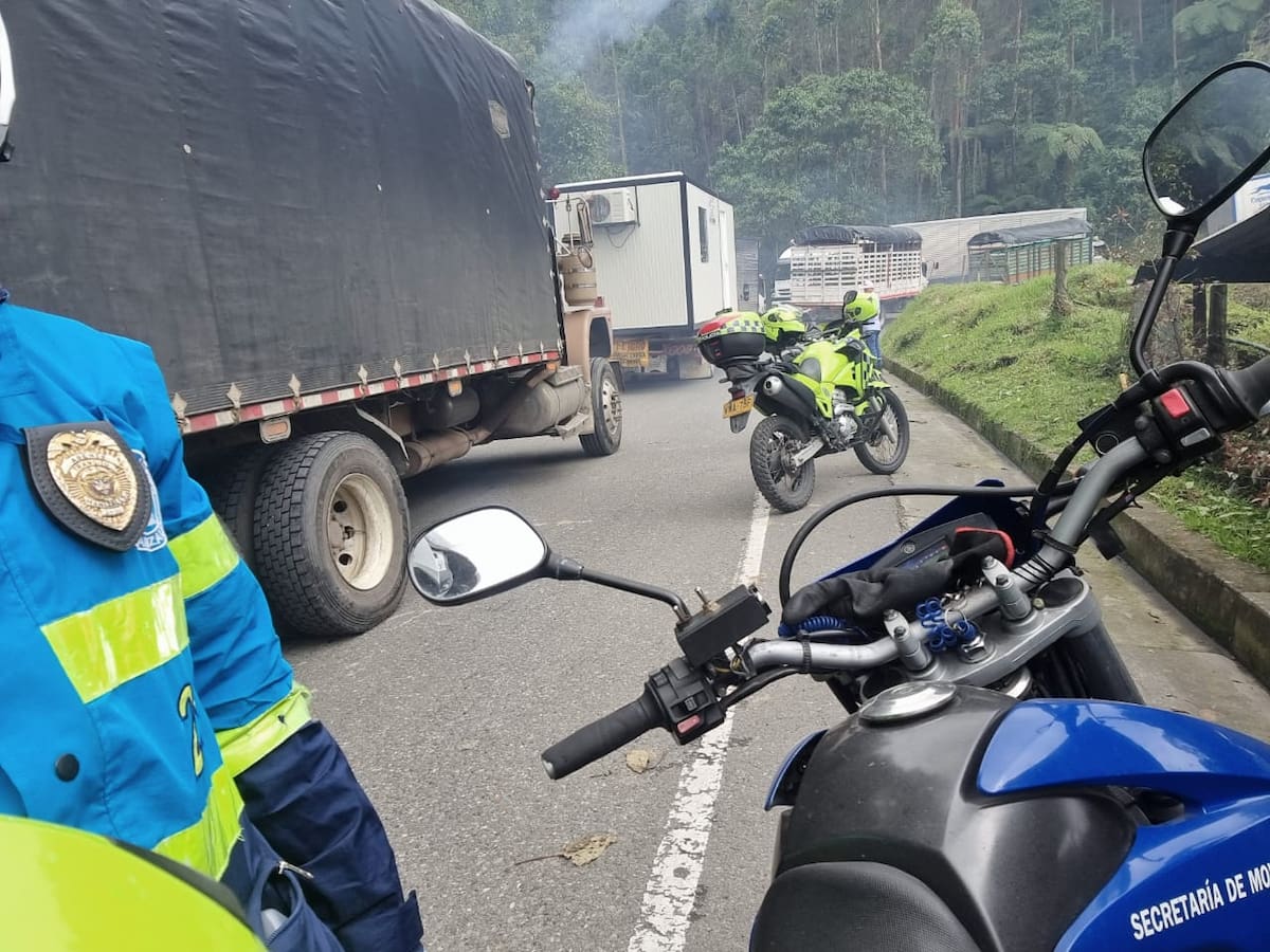 Habilitan la vía Manizales - Bogotá, después de estar cerrada por derrumbes