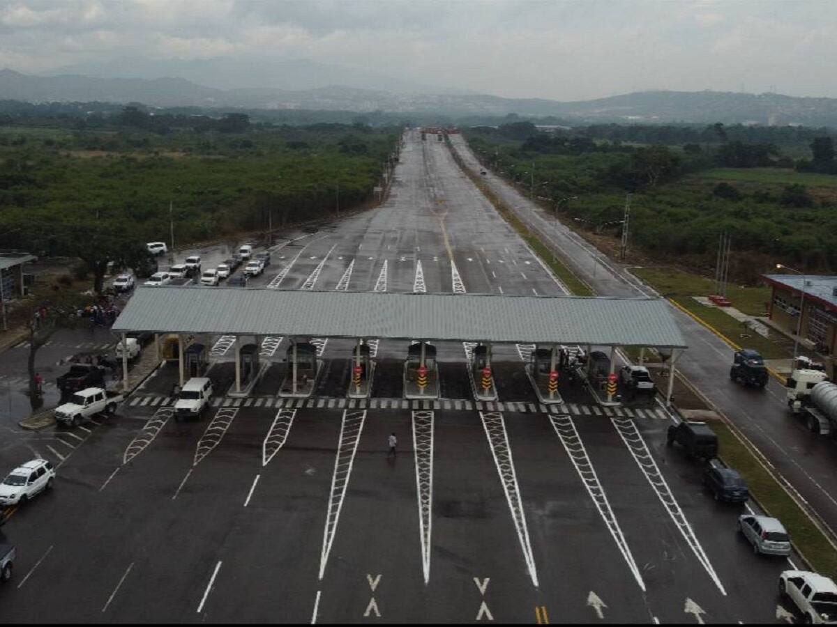 Continúan los preparativos para inaugurar el puente de Tienditas
