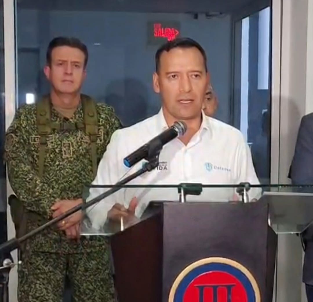 Ministro de Defensa, Pedro Sánchez. Crédito: MinDefensa.