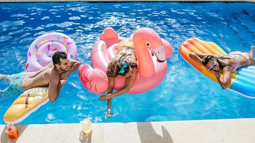 Las fotos de Instagram sustituyen al alcohol en las vacaciones de los milenials. Foto: Getty Images