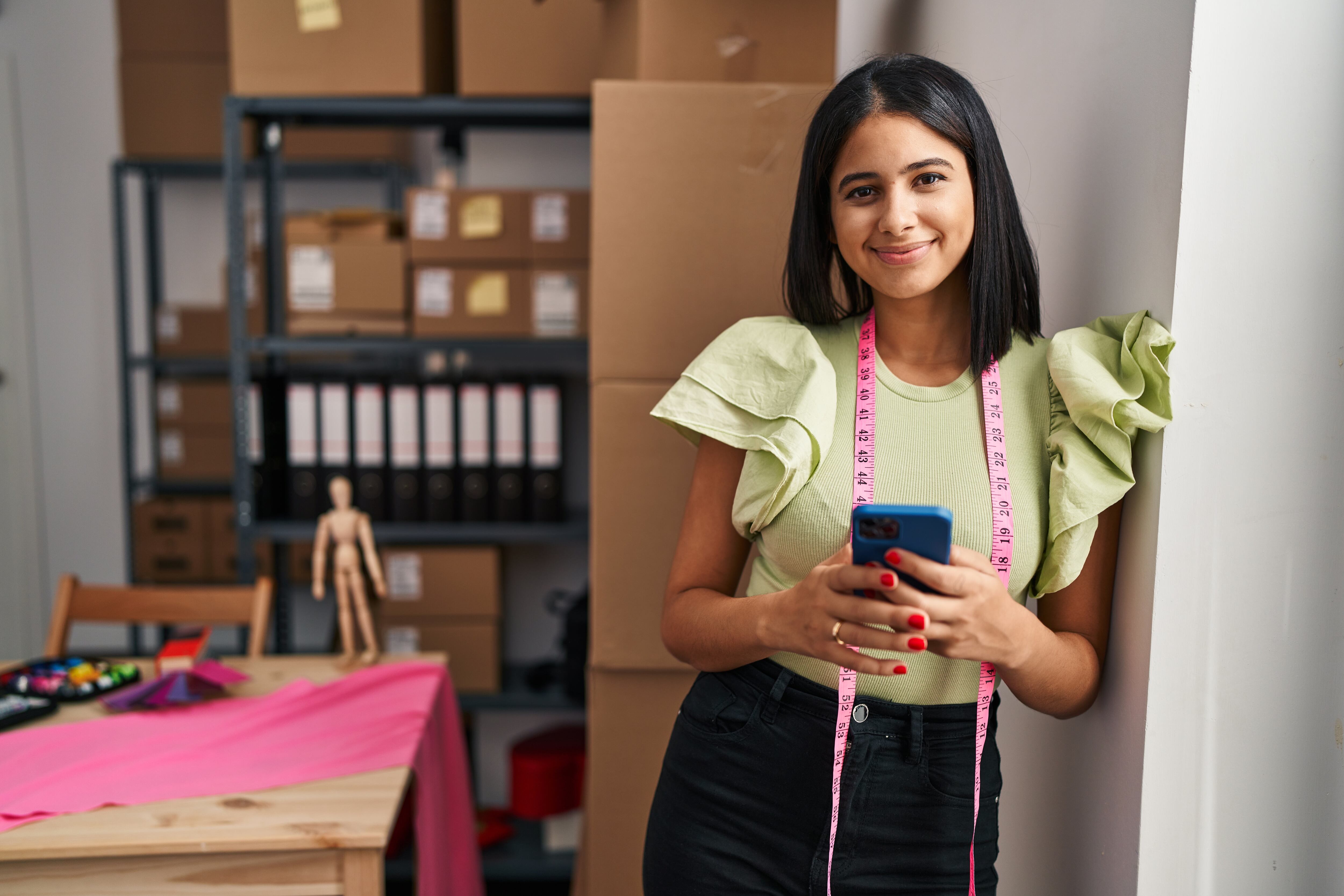 Esta App móvil creada por la Fundación Rofé brinda herramienta para que las mujeres se capaciten a la hora de montar sus emprendimientos | Foto: shutterstock