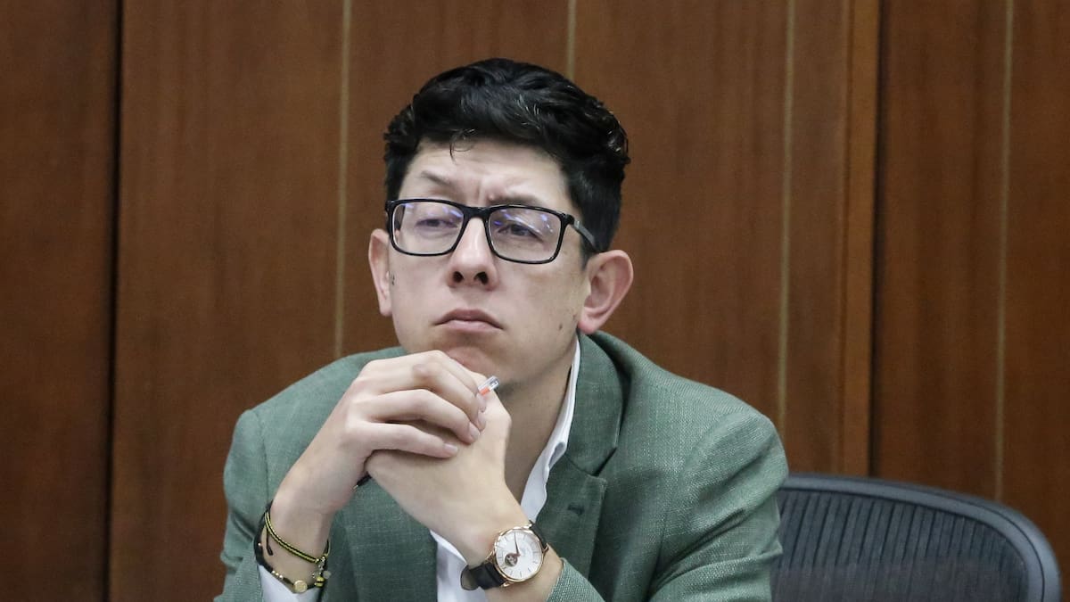 ¿Cómo garantizar el servicio de salud de los maestros en Colombia? Habla MinEducación