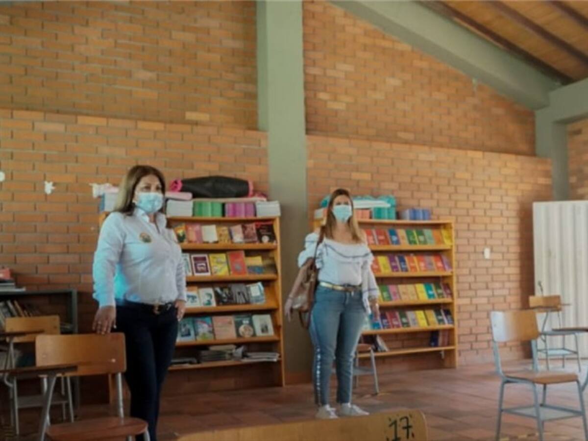 Bucaramanga regresa a clases en alternancia a mediados de febrero