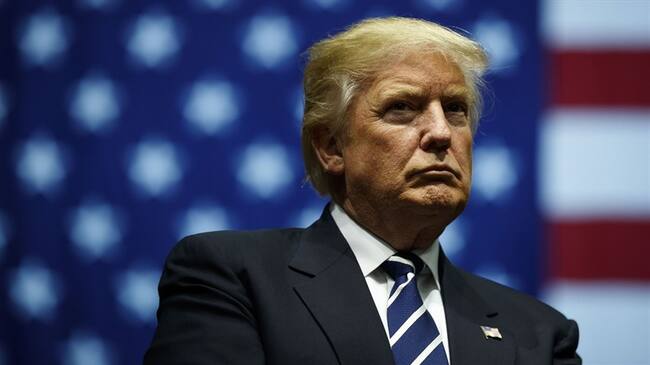 Donald Trump carga contra Kathy Griffin por simular la decapitación del presidente. Foto: Agencia EFE