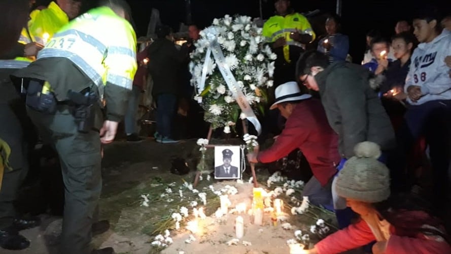 Con presencia del director de la Policía será sepultado patrullero asesinado en atentado. Foto: La Wcon Julio Sánchez Cristo