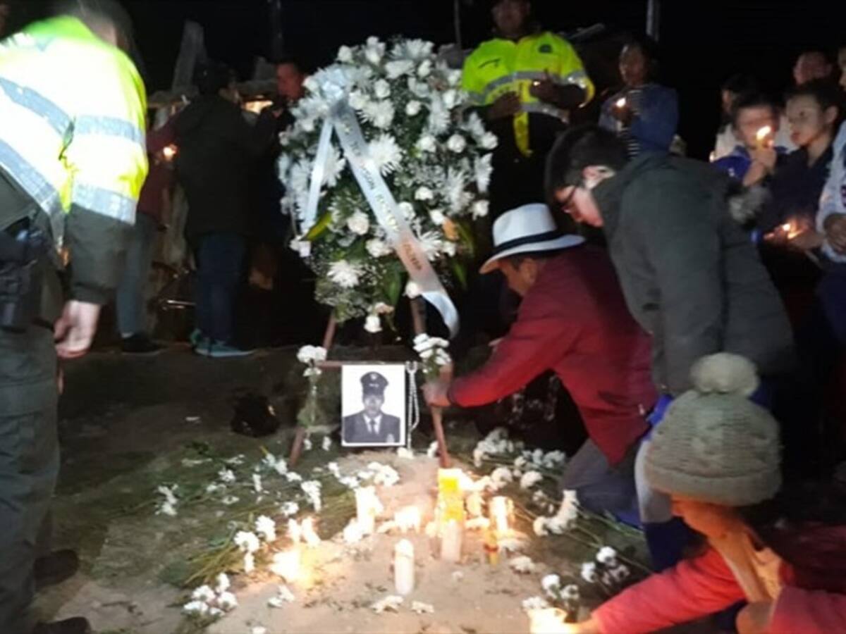 Con presencia del director de la Policía será sepultado patrullero asesinado en atentado