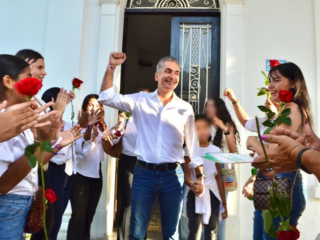 Franklin Lozano oficializa su candidatura a la Gobernación del Magdalena. Foto: Suministrada.