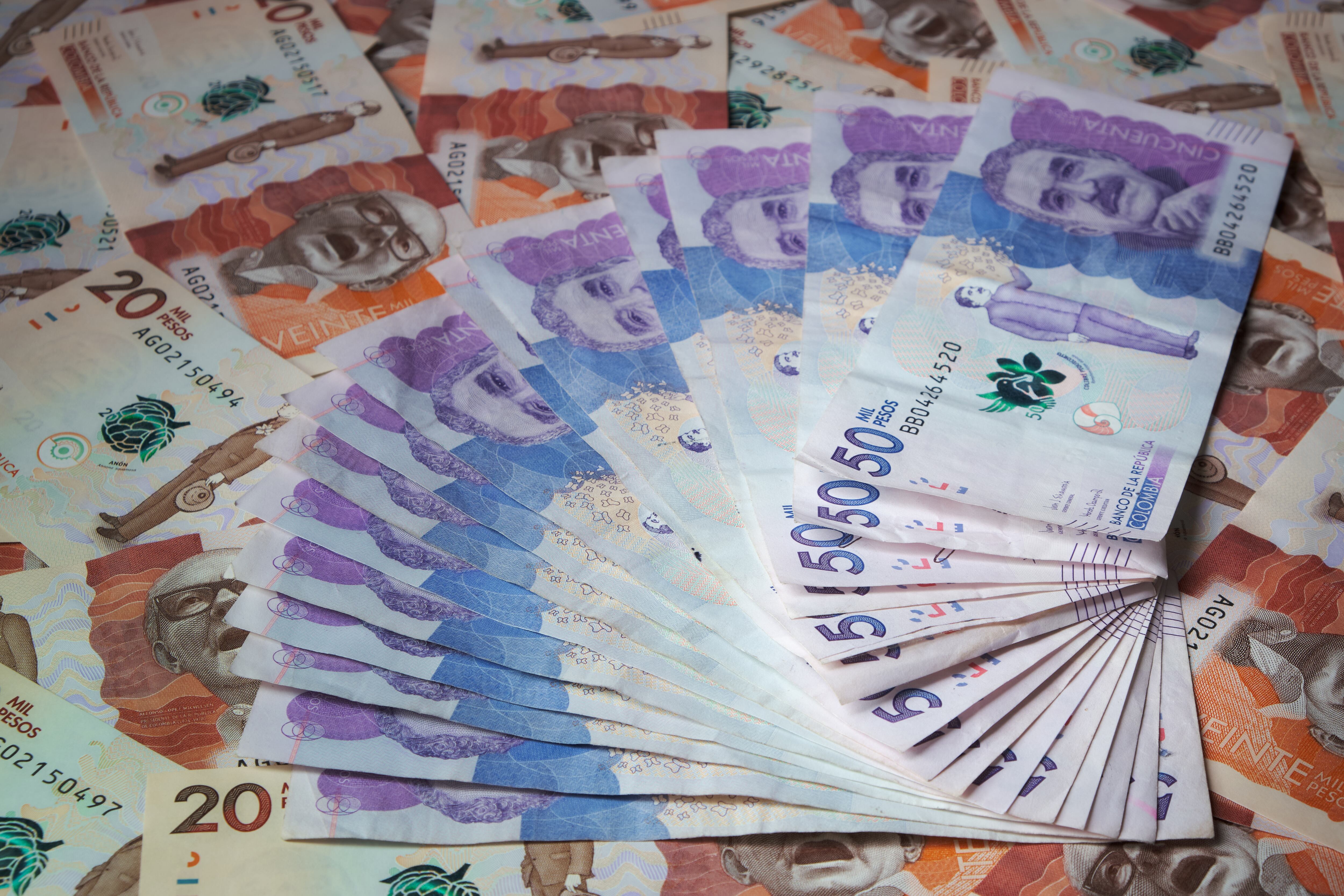 Para el mes de diciembre cerca de 2 millones de hogares en situación de pobreza recibirán una transferencia monetaria extraordinaria de $500.000 pesos.