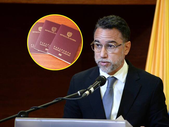 Marcio Melgosa y pasaportes. Fotos: X @PGN_COL / Getty Images