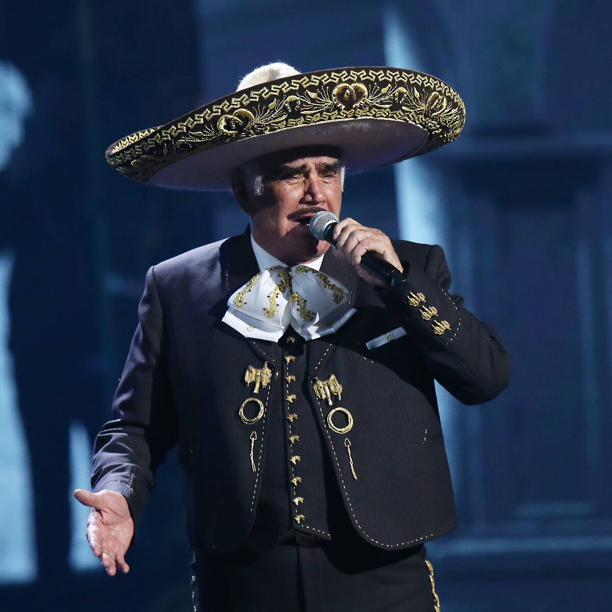 Polémica por otra serie sobre Vicente Fernández: Televisa tendrá como protagonista a Pablo Montero