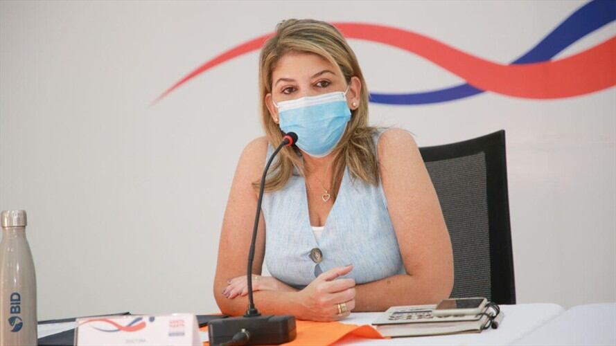 Por desacato dictan arresto y multa para la alcaldesa de Santa Marta. Foto: Twitter Virna Johnson