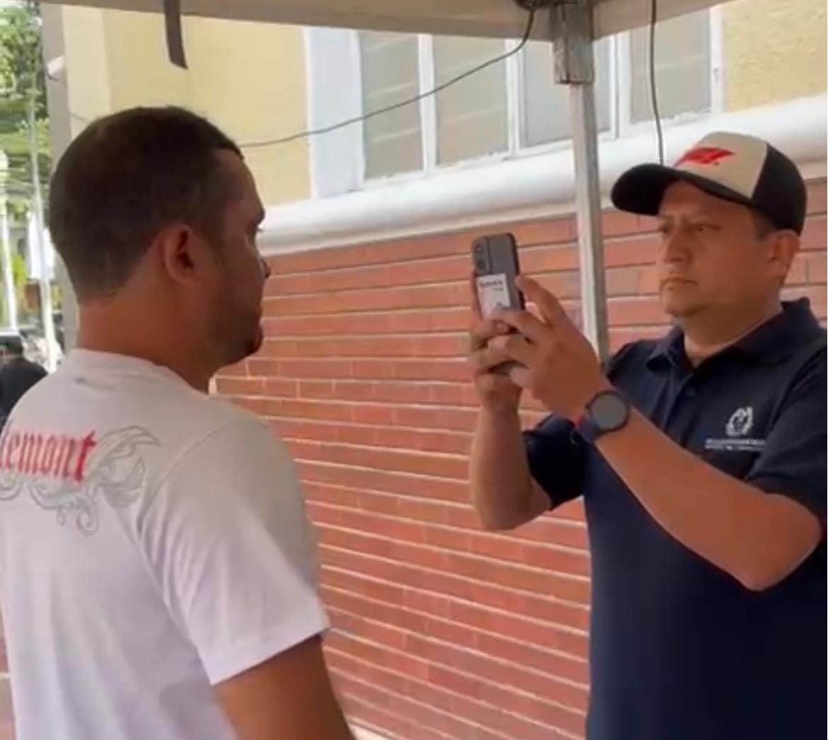 Registrador confirmó que habrá biometría facial en más de 60 mil puestos de votación en el 2026. Foto; W Radio.
