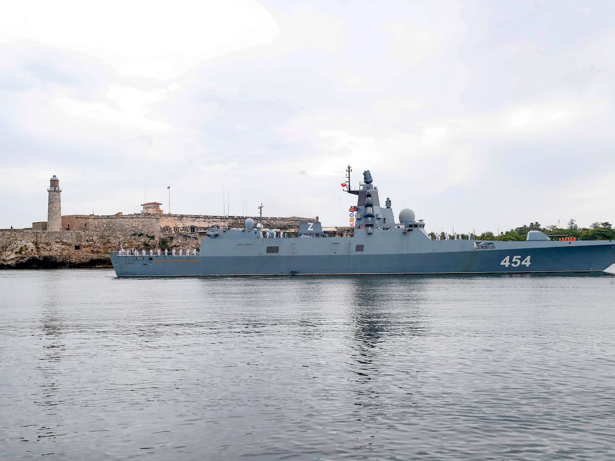 EE.UU. vigila la flotilla rusa que llegó a Cuba aunque asegura que no la ve como amenaza