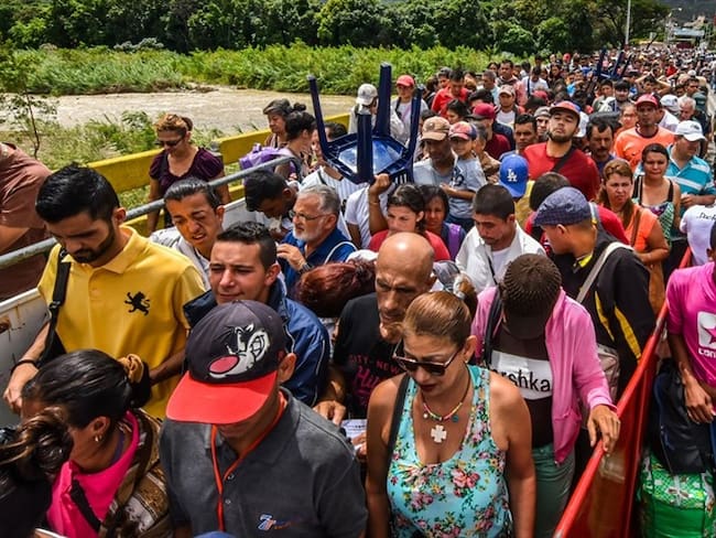Debemos trabajar para documentar a los venezolanos que migran a Colombia: Acnur