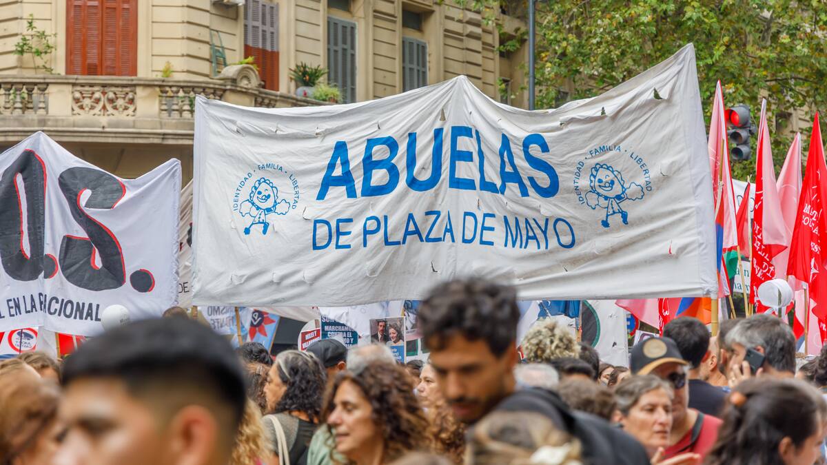 Asociación Abuelas de Plaza de Mayo encuentra al nieto número 140 tras “47 años de lucha”