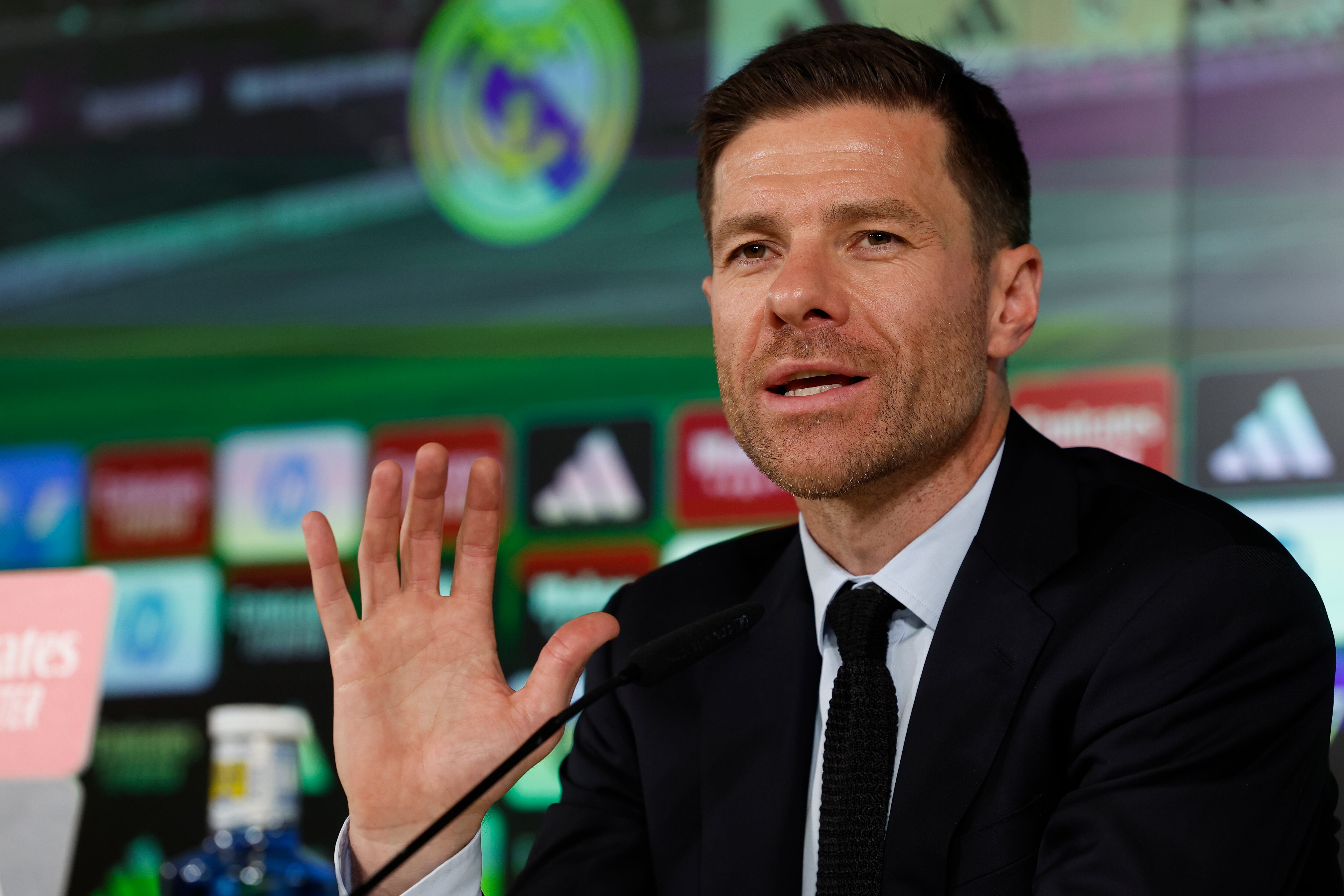 Xabi Alonso es presentado como nuevo entrenador del equipo este lunes en Madrid. Foto: EFE/Chema Moya