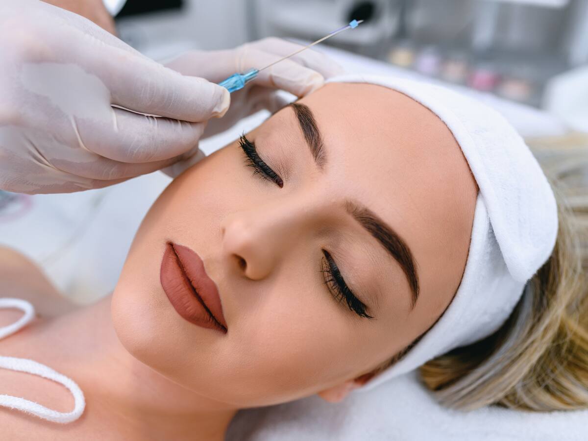 Hilos tensores, el procedimiento que lo ayudará a rejuvenecer: todo lo que tiene que saber