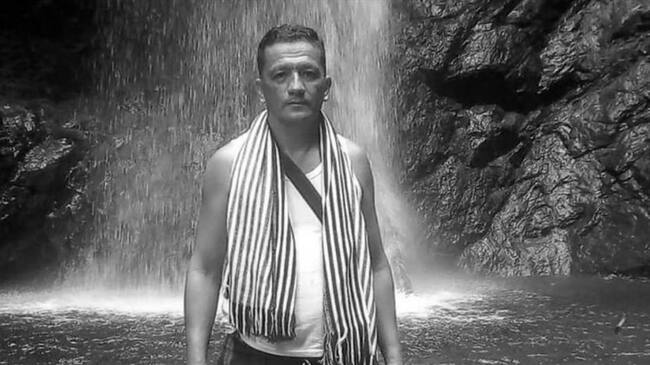 Según información de testigos, los individuos dialogaron con el dirigente político durante algunos minutos, y luego lo asesinaron. Foto: Cortesía