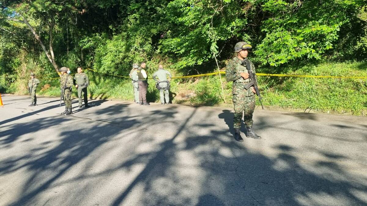 Ejército frustró atentado en Huila: disidencias Farc habían acondicionado cilindro-bomba