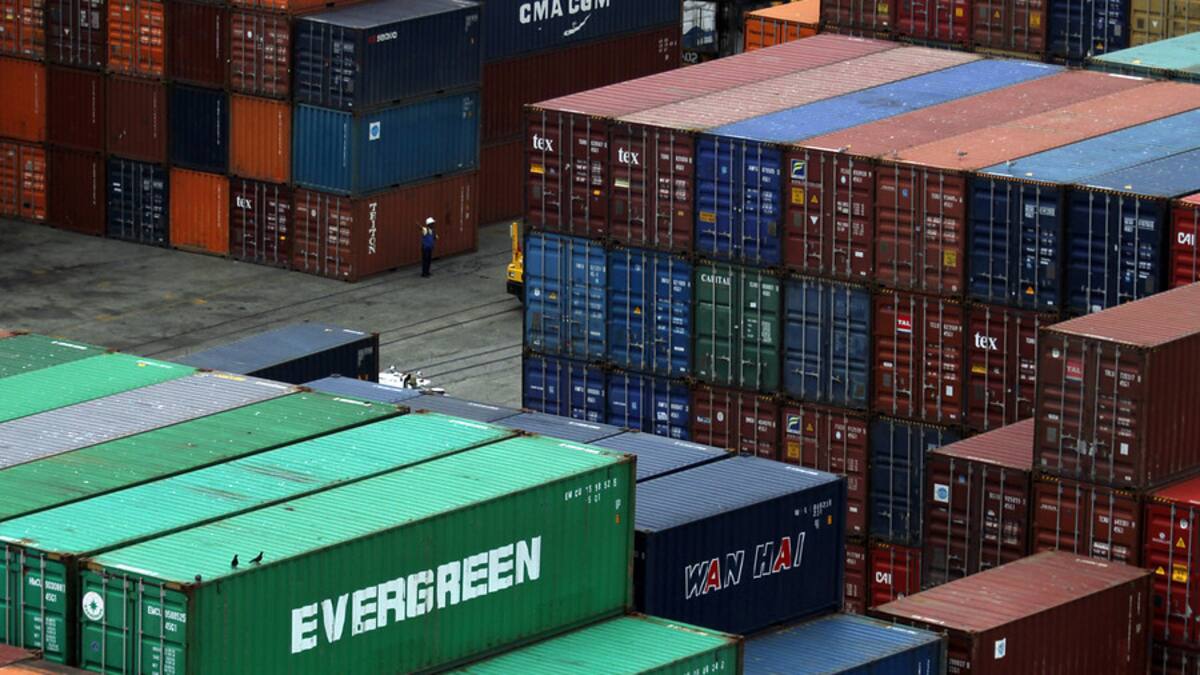 Cómo entender la crisis de contenedores y su efecto en la escasez de papel