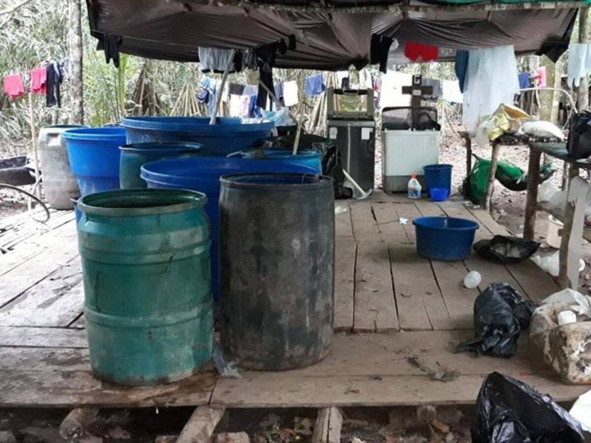 Ejército destruye un laboratorio para el procesamiento de cocaína en Antioquia
