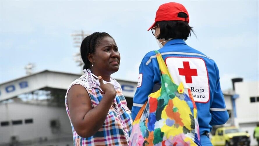 Cruz Roja habilitó línea para que personas busquen familiares en San Andrés y Providencia. Foto: Cruz Roja Colombiana