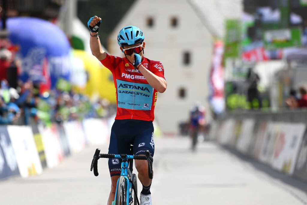 Ciclista colombiano Miguel Ángel López del equipo Astana (Photo by Tim de Waele/Getty Images)