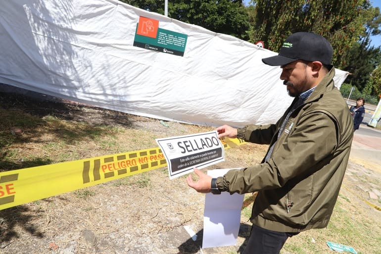 Secretaría de Ambiente sella proyecto inmobiliario en humedal Córdoba en Bogotá. Foto: Secretaría de Ambiente