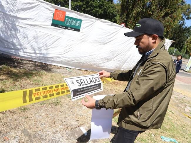 Secretaría de Ambiente sella proyecto inmobiliario en humedal Córdoba en Bogotá. Foto: Secretaría de Ambiente