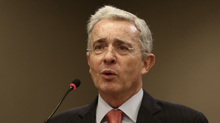 El expresidente Álvaro Uribe se refirió a la convulsionada situación que se vive en Venezuela. Foto: Colprensa
