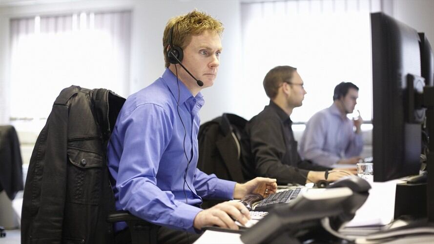 Agentes de call center y servicio al cliente. Foto: Getty Images