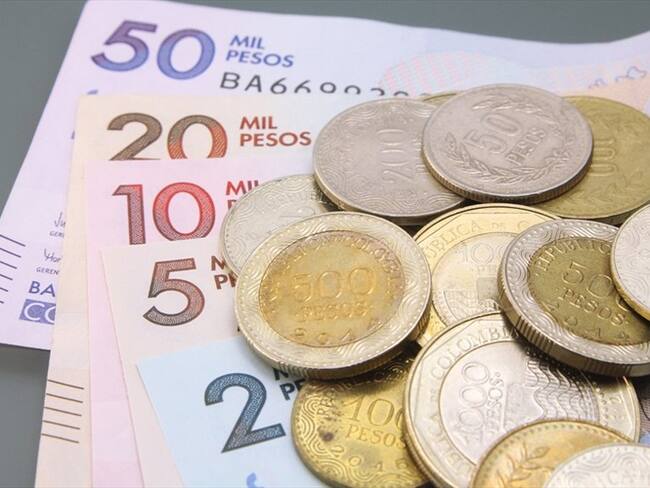 Se aproxima la fecha límite para que los empleadores depositen las cesantías a sus trabajadores, debido a que tienen hasta el próximo 15 de febrero. Foto: Getty Images / KIKINUNCHI