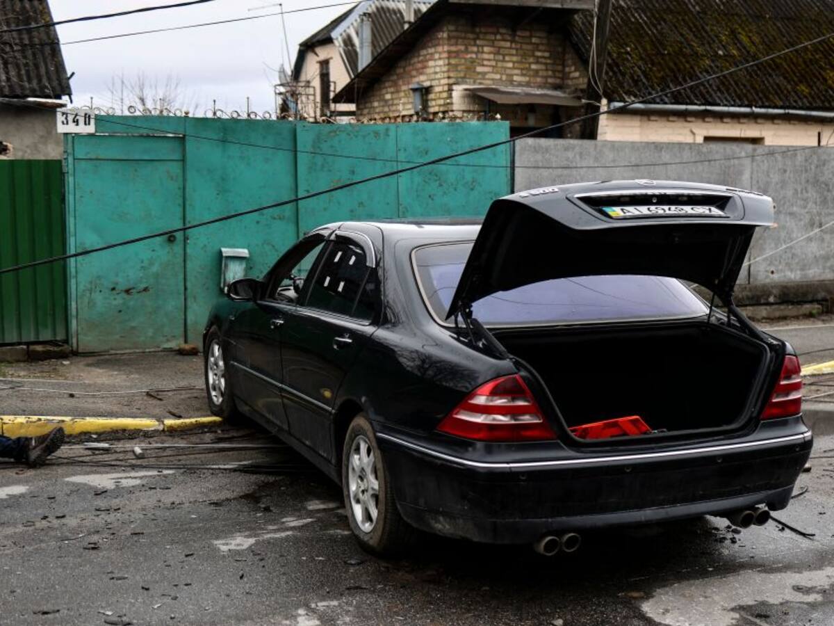 Al menos 20 cadáveres en una calle de Bucha, cerca de Kiev