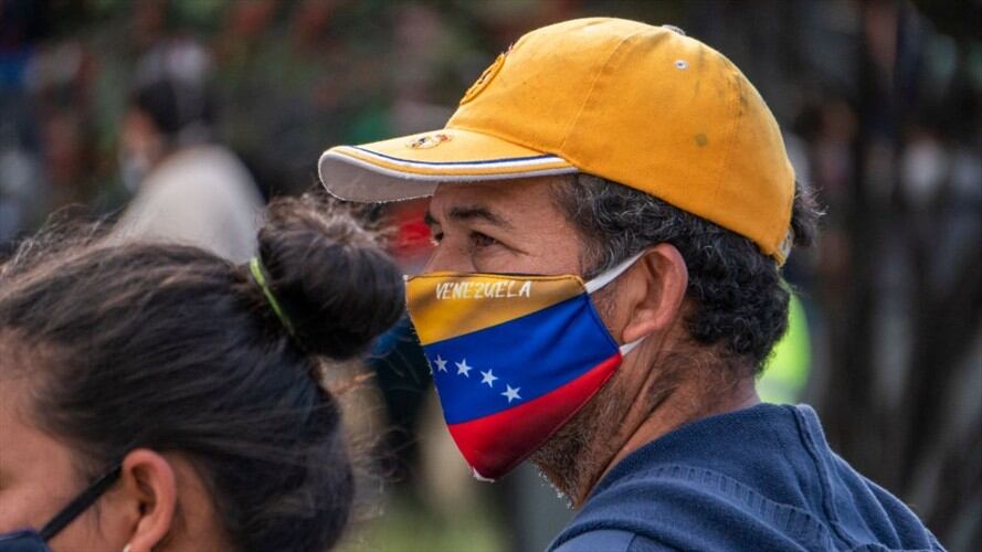 El proceso será totalmente gratuito y en línea, y beneficiará a más de un 1’700.000 migrantes. Foto: Getty Images / DANIEL GARZON HERAZO
