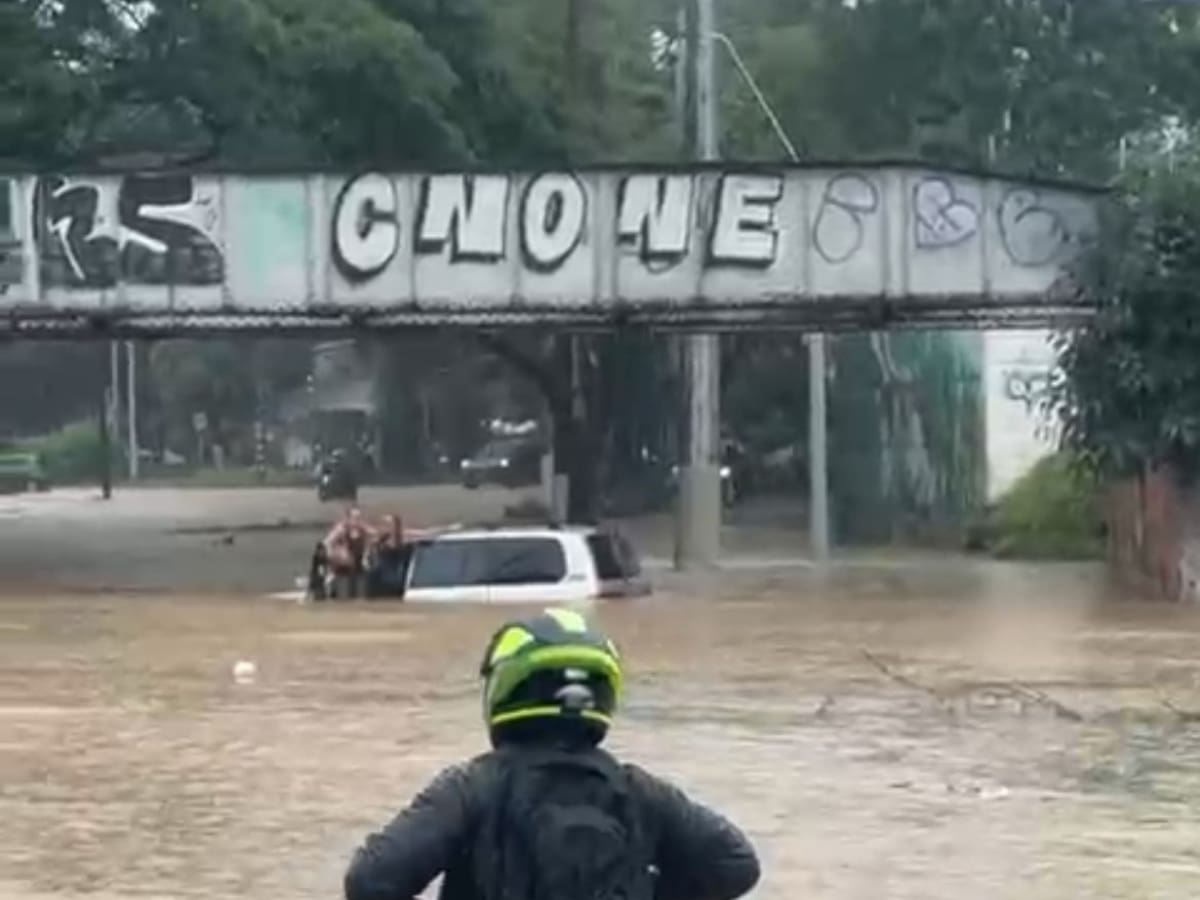 Fuertes lluvias en Cali provocan desbordamientos, cortes de energía y caos vial