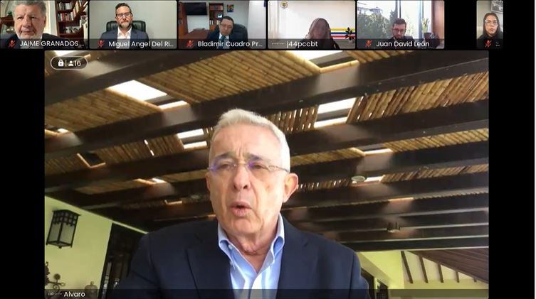 Audiencia de Álvaro Uribe Vélez