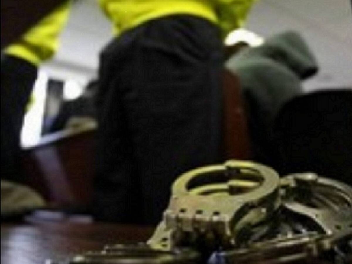 Juez ordena detención domiciliaria en contra de líder social por porte ilegal de armas