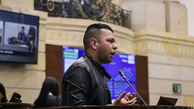 Al Gobierno solo le sirven las decisiones en el legislativo cuando le son favorables: Jota Pe Hernández