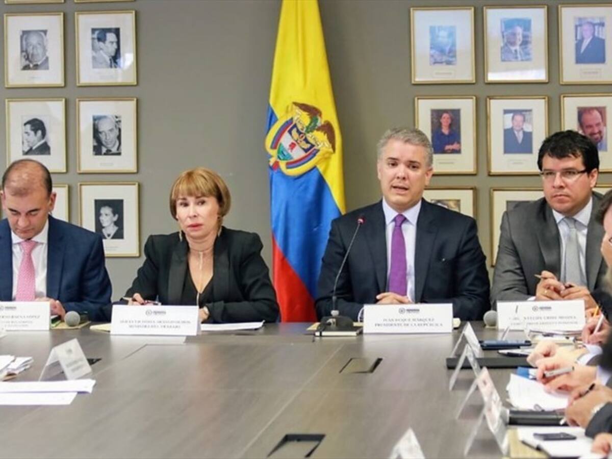 Mintrabajo no quiso referirse a una profesión en específico ni desmeritar: Duque
