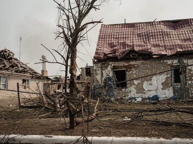 Buildings destroyed by shelling stand in Seversk, eastern Ukraine on May 8, 2022, amid the Russian invasion of Ukraine. (Photo by Yasuyoshi CHIBA / AFP) (Photo by YASUYOSHI CHIBA/AFP via Getty Images)