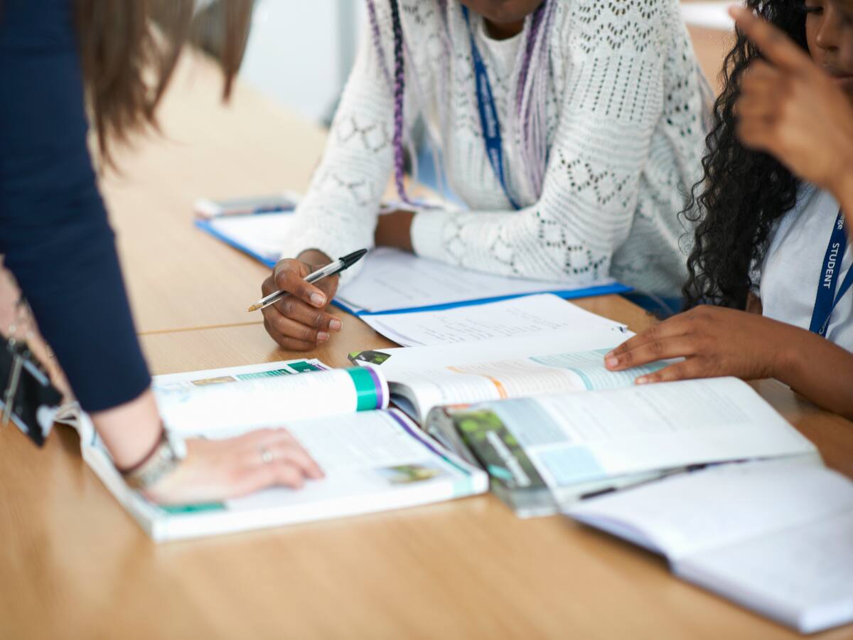 Ofrecen 360 cupos para prácticas laborales en la Alcaldía de Bogotá: paso a paso para inscribirse