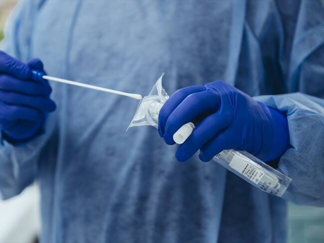 MinSalud da nuevas directrices sobre incapacidad por COVID-19. Foto: Getty Images / WESTEND61