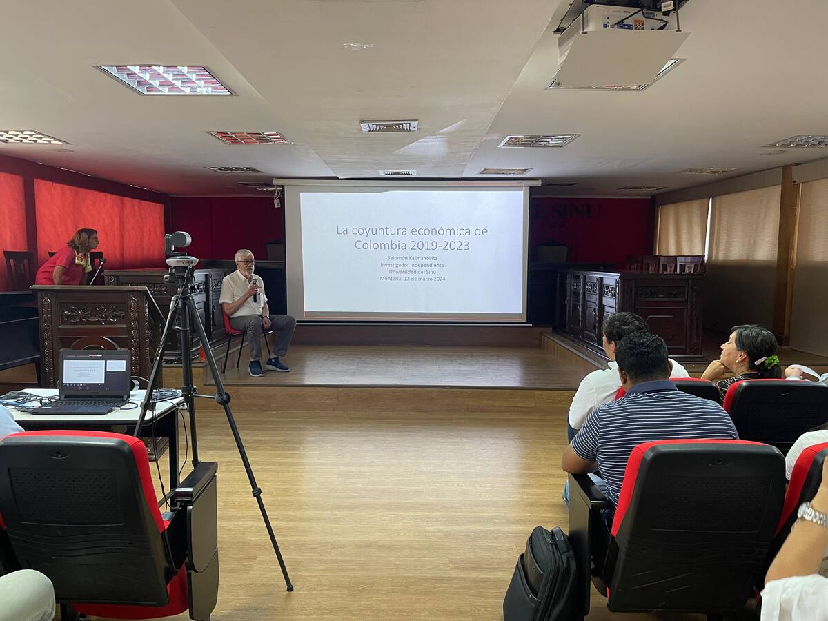 Impactos del conflicto entre Ucrania y Rusia: esto opinan académicos