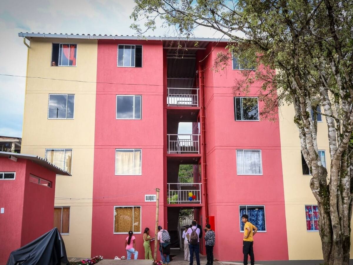 Después de más de 10 años, damnificados de la ola invernal en el Cauca recibieron viviendas