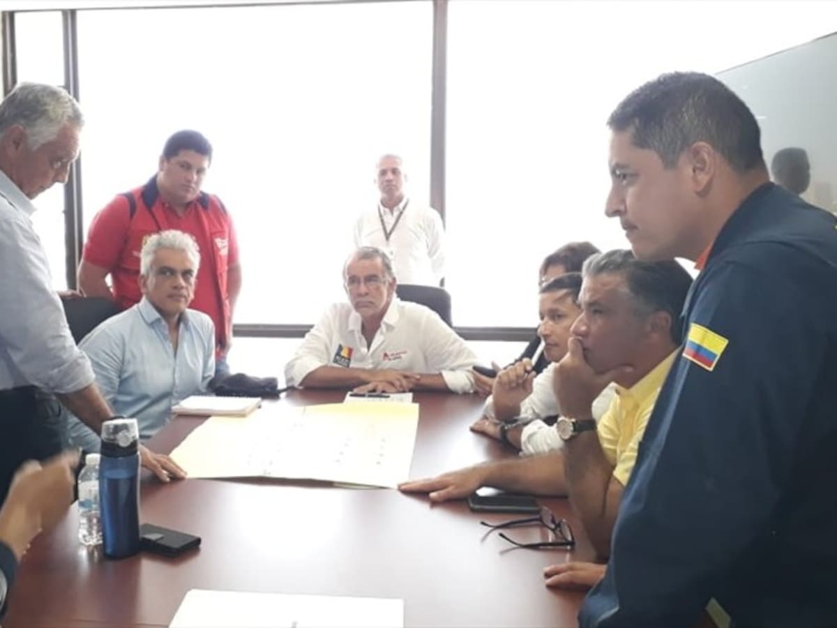 “Plan de reflotamiento” para rescatar draga que se hundió en el río Magdalena