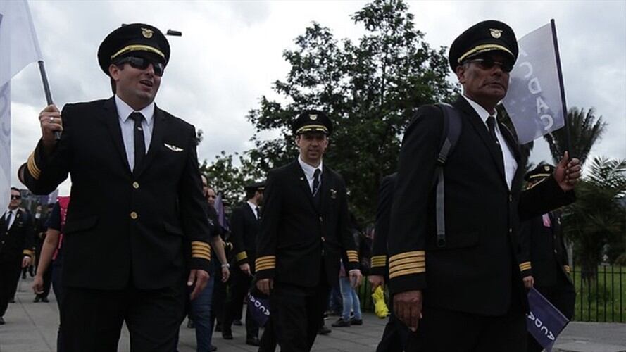 Ordenaron reintegró de dos pilotos de Avianca despedidos tras huelga del 2017. Foto: Colprensa
